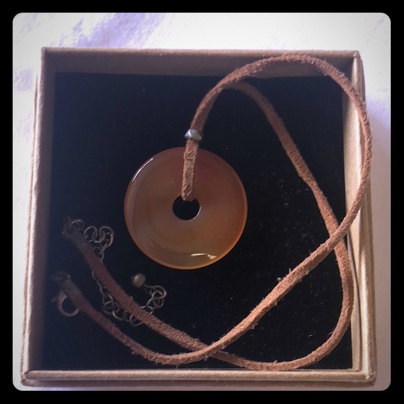 Pretty necklace - Picture 1 of 1